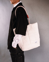 Loop Tote / Puffer / Off White  / 10mm Peach Melange