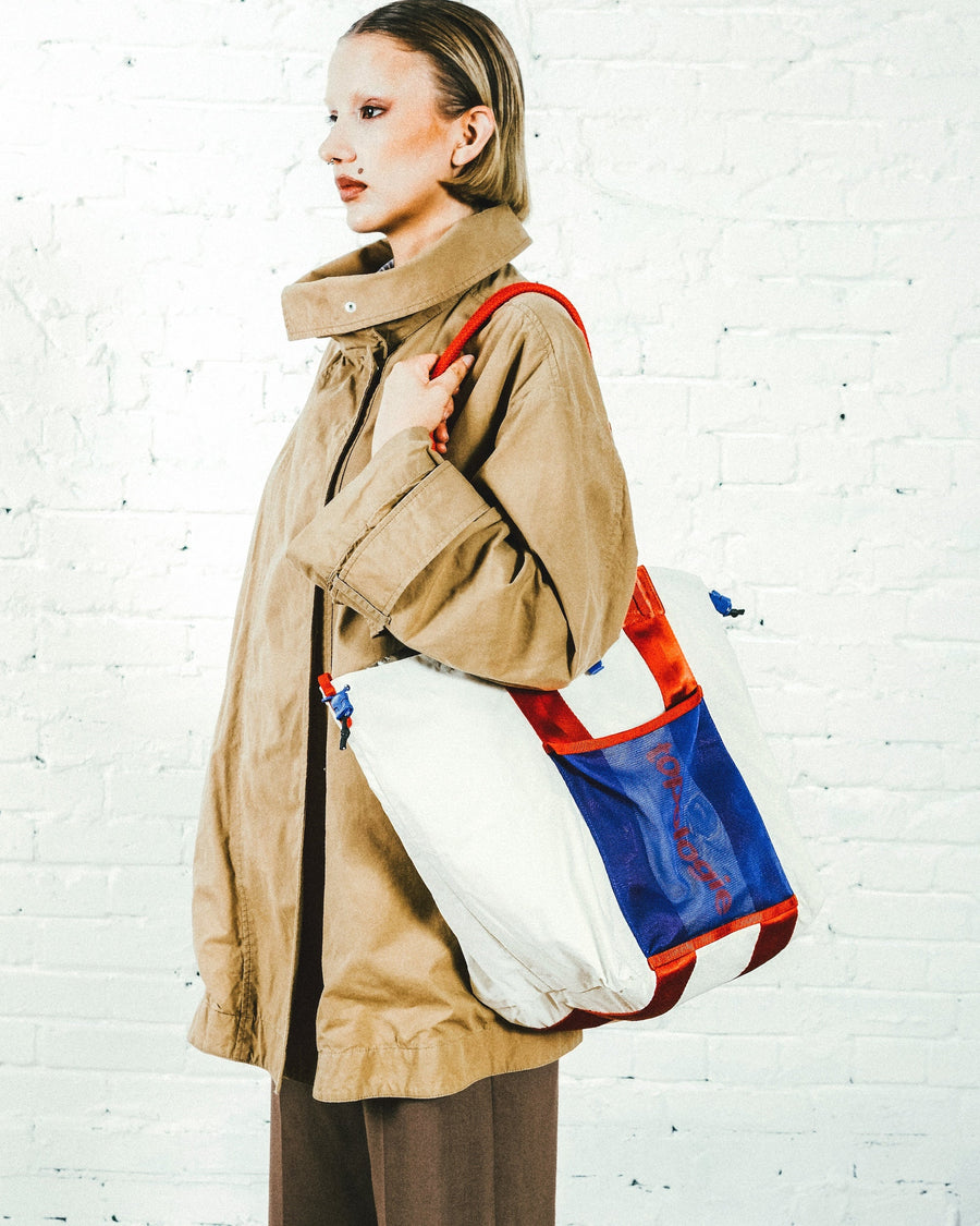 Summit Tote Large