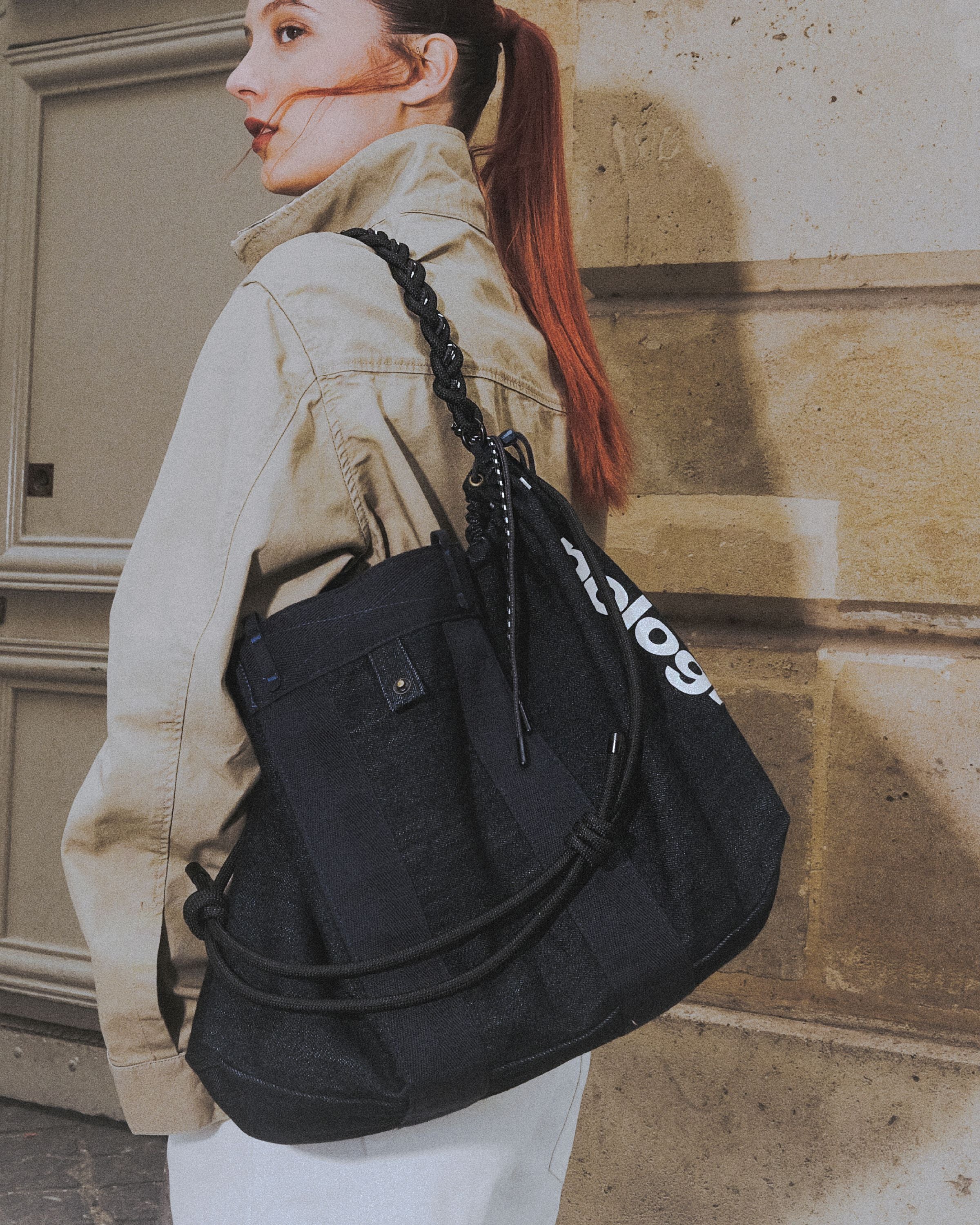 Summit Tote Large