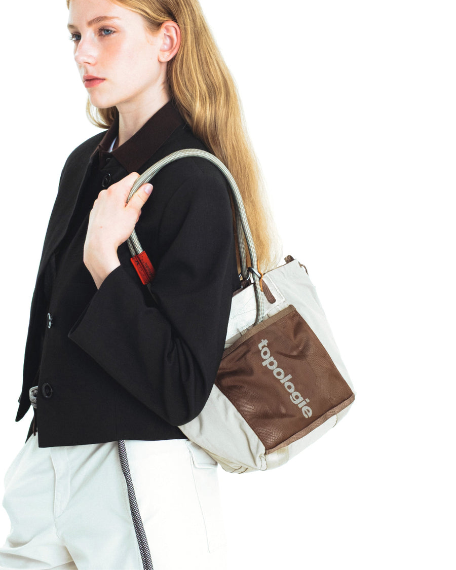 Summit Tote Small – Topologie EU