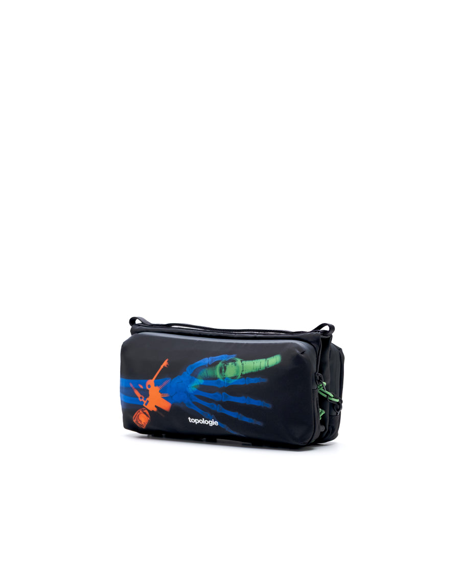 Topologie x Pleasures Bags Bottle Sacoche Medium – Topologie EU