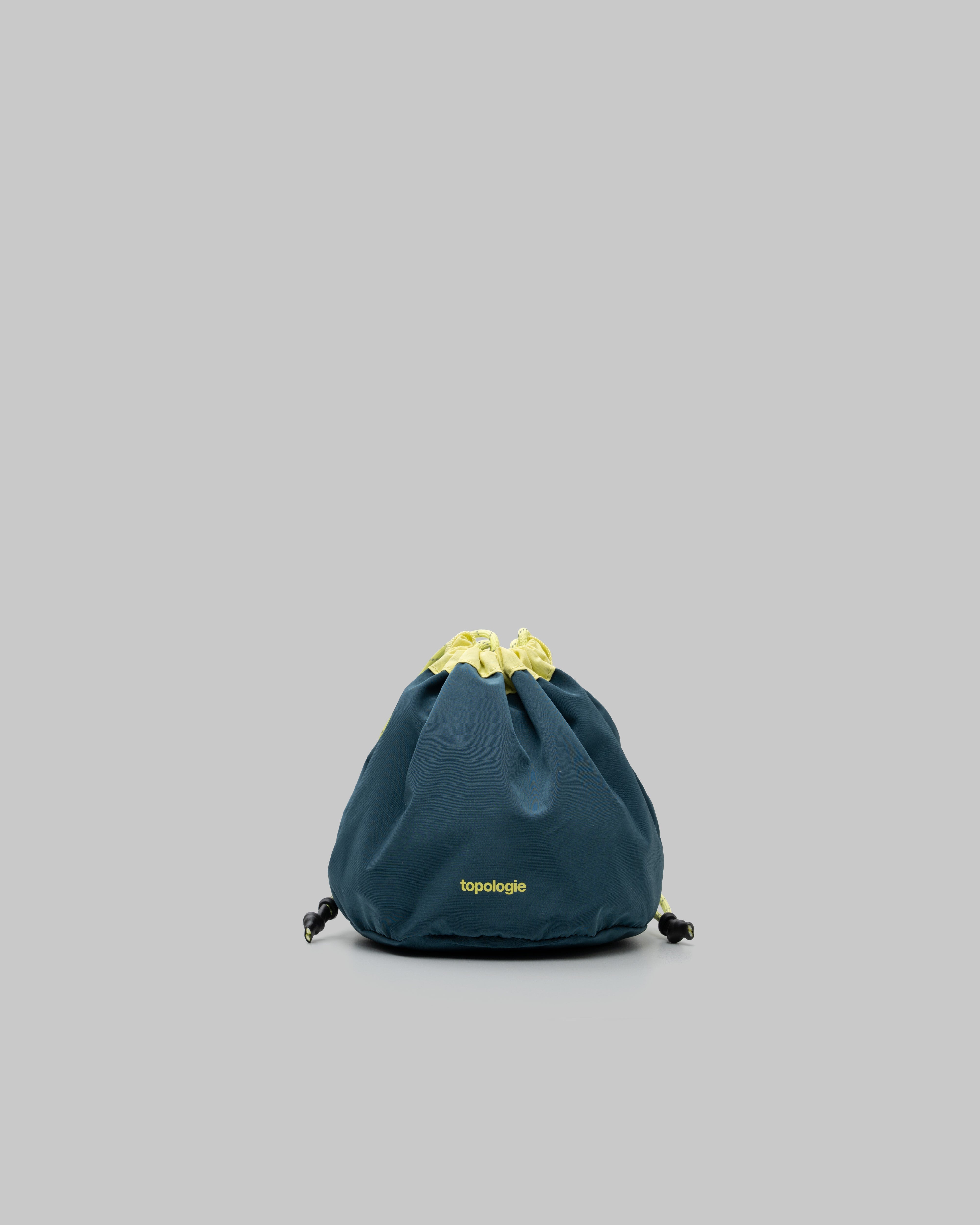 Reversible Bucket