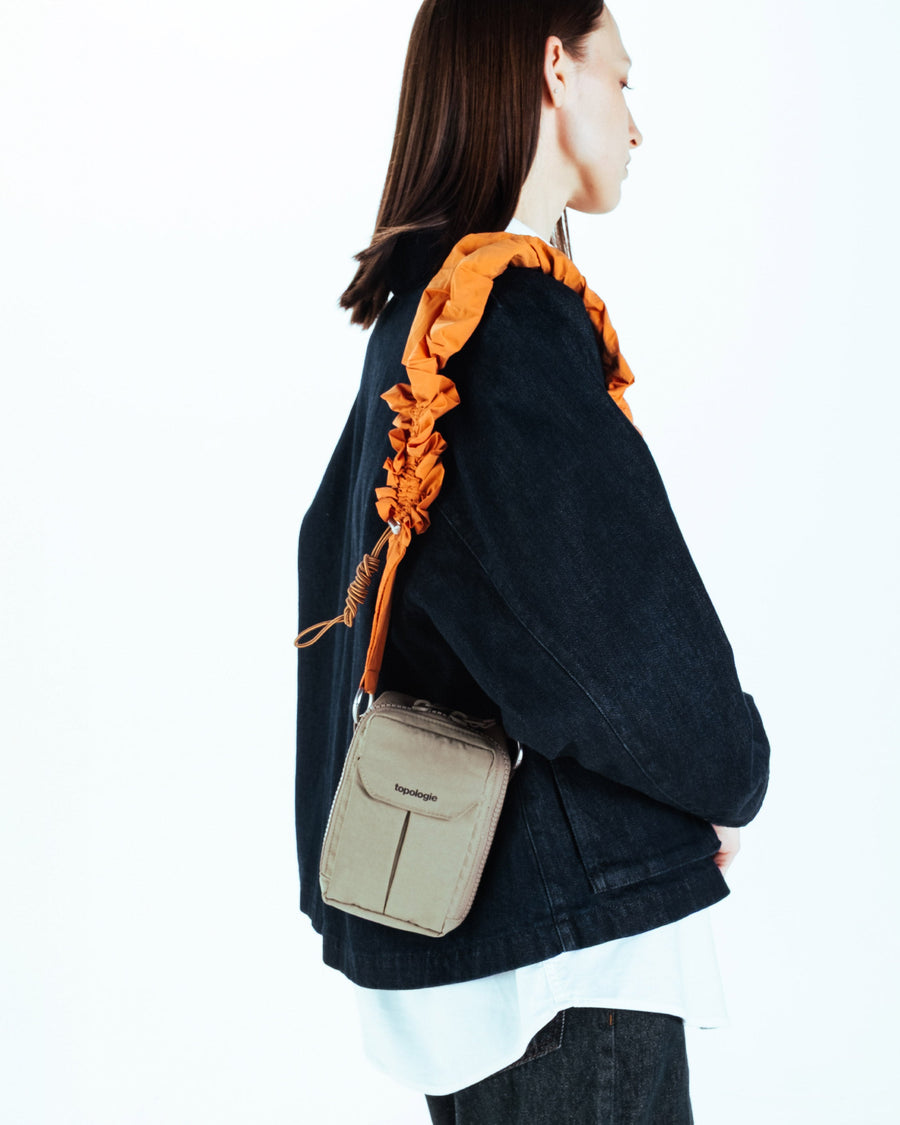 Scrunchie Pocket Sling – Topologie EU