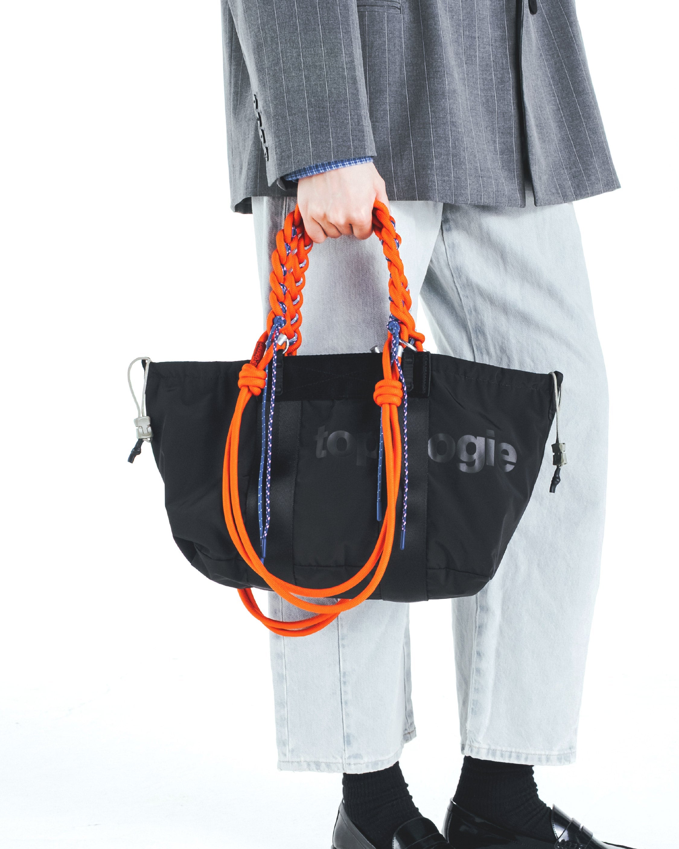 Summit Tote Wide Medium – Topologie EU
