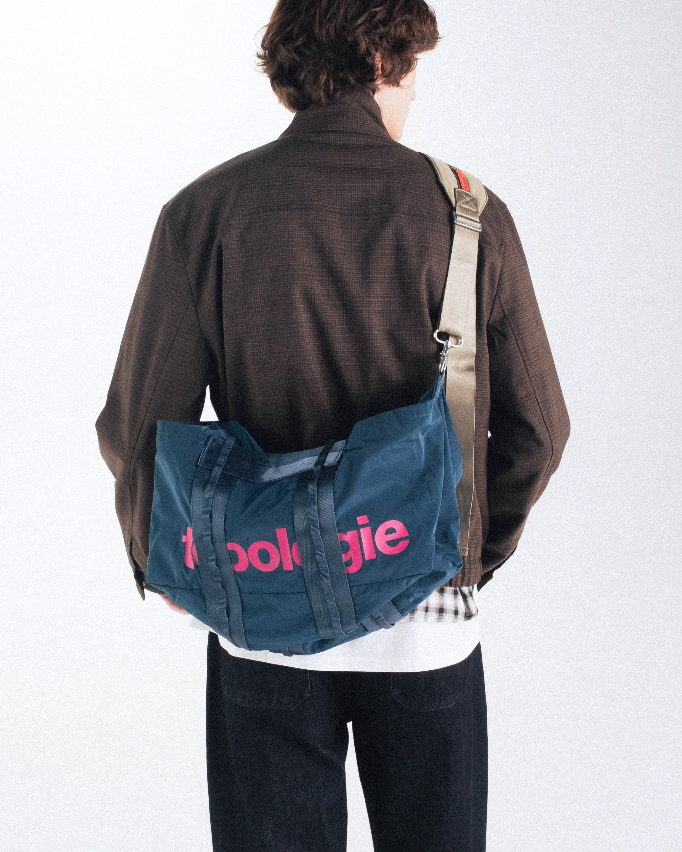 Summit Tote Wide Small