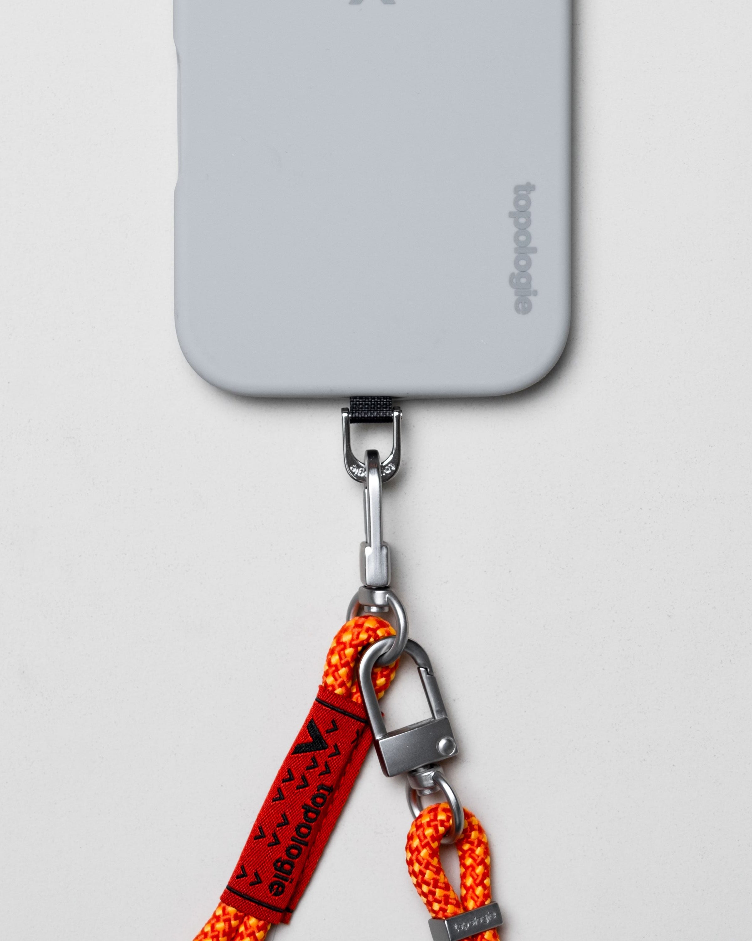 Solid Phone Case / iPhone 16