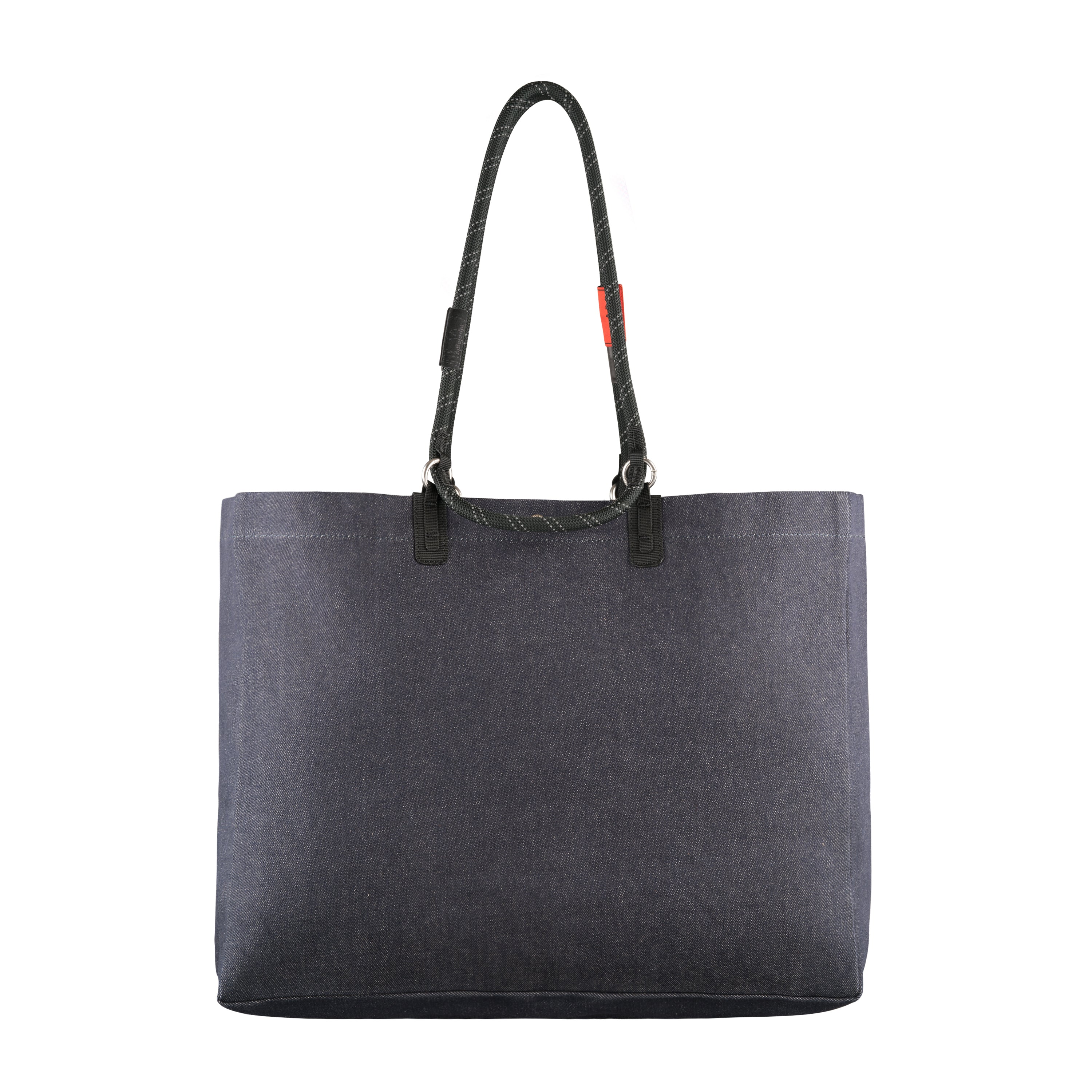 apc-shopper7_4100x.jpg?v=