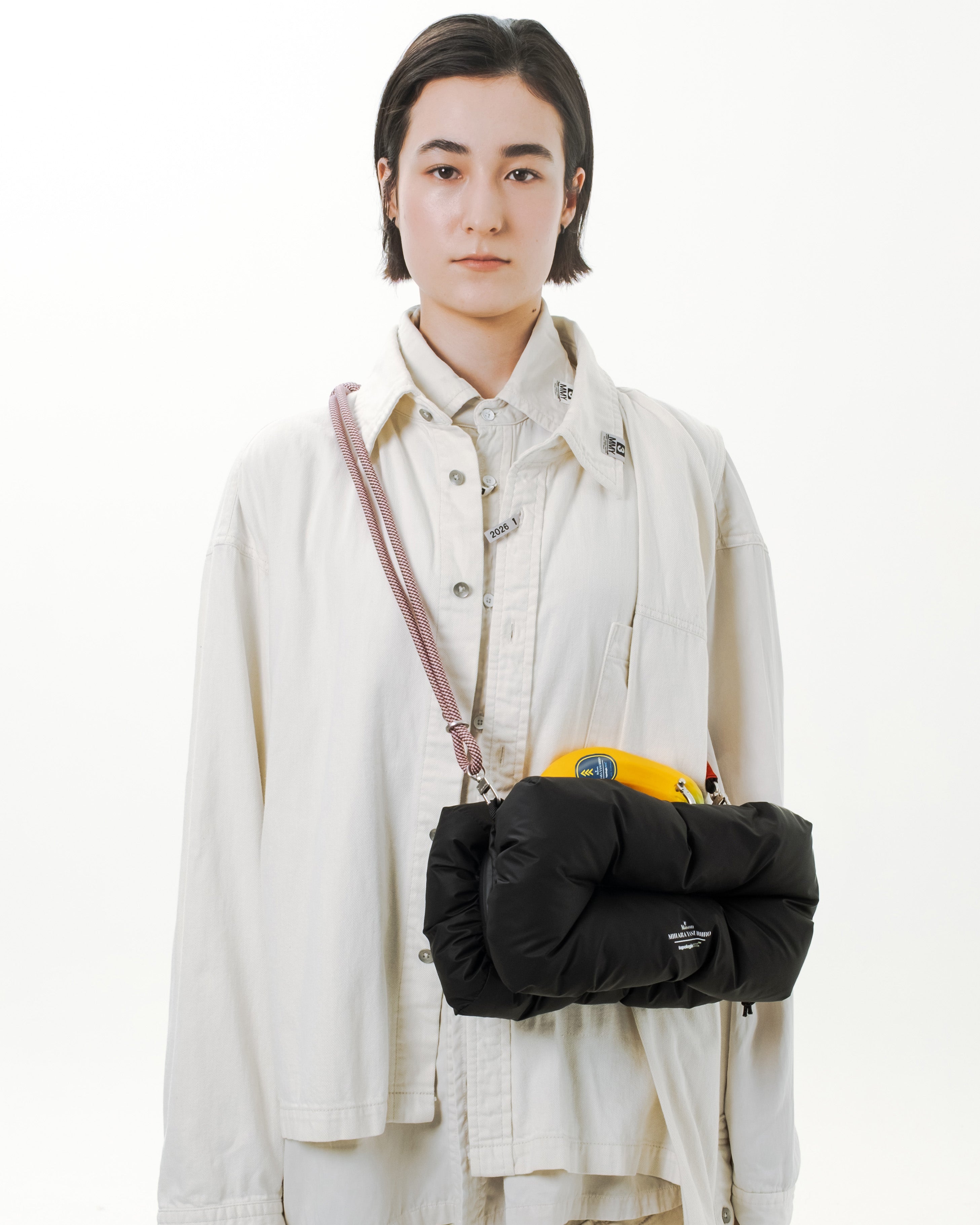 Topologie x Maison MIHARA YASUHIRO Banana Bottle Sacoche Medium