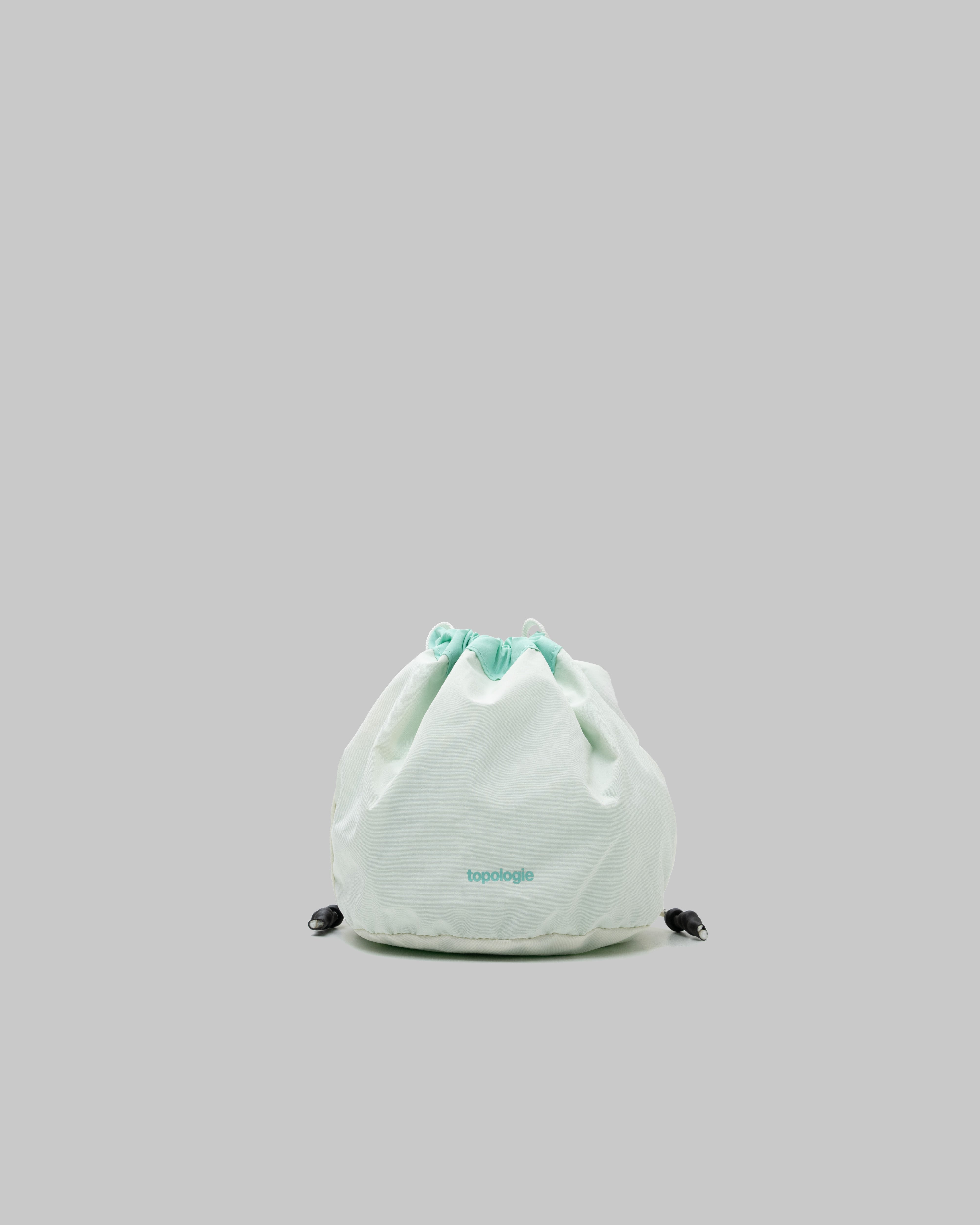 Reversible Bucket