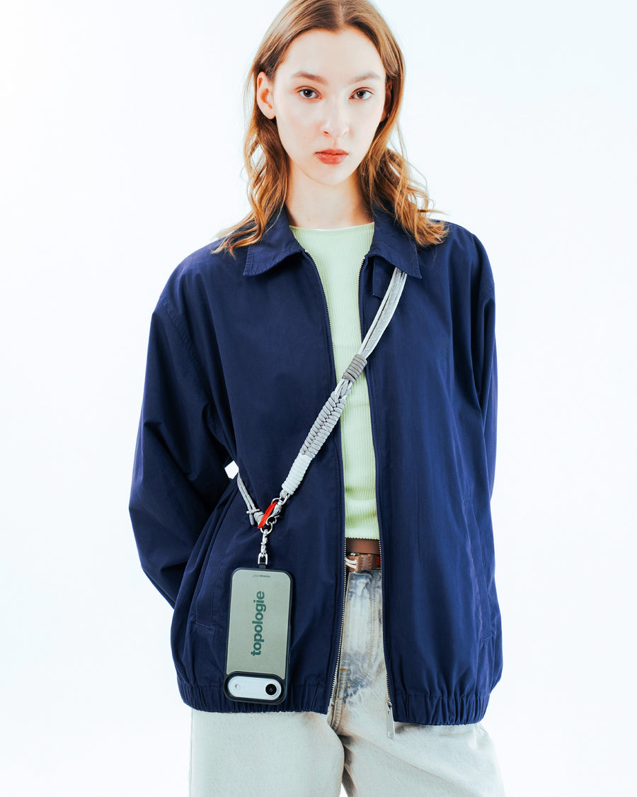 Siurana Phone Case / Black Mirror / iPhone 17